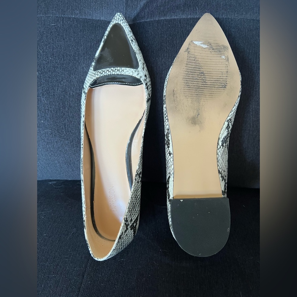 Snakeskin Flats size 9